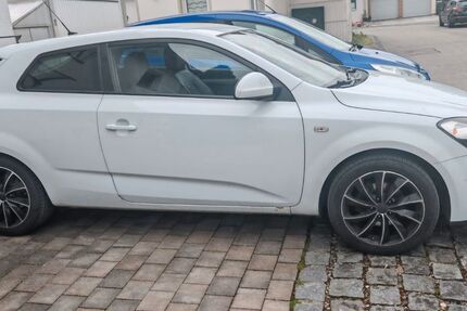 Kia pro ceed / ProCeed 183.000 km 1.950 &euro; Langenpreising 85465