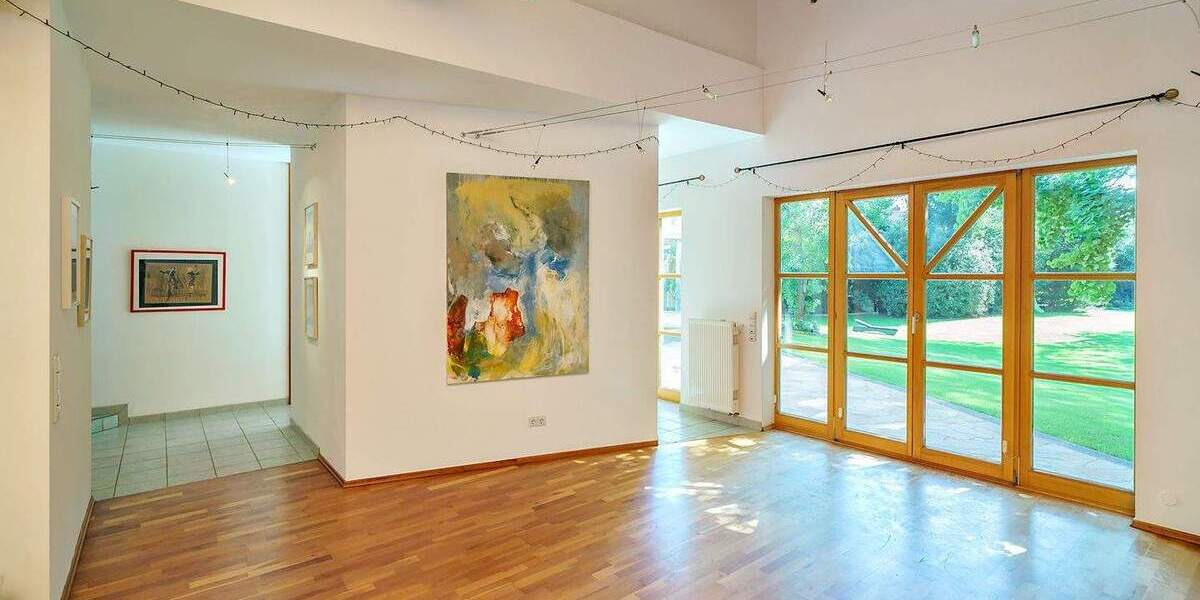 Einfamilienhaus Saarlouis - 8 Zimmer, 575 m&sup2;, 1.650.000&euro; | Angebot:25631803