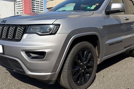 Jeep Grand Cherokee 251.000 km 13.450 &euro; Neu Isenburg 63263