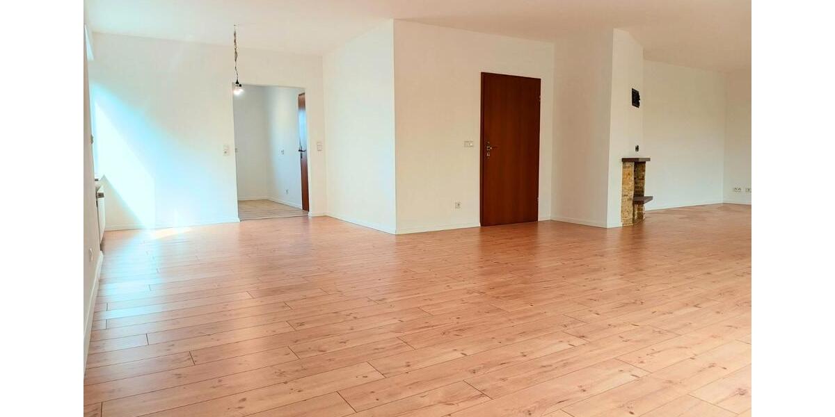 Mehrfamilienhaus, Wohnhaus Schwalbach - 4.5 Zimmer, 194 m&sup2;, 1.450&euro; | Angebot:26587800