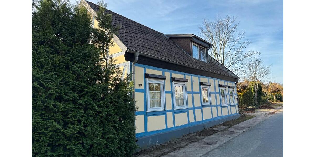 Einfamilienhaus Lüchow (Wendland) - 3 Zimmer, 100 m&sup2;, 239.000&euro; | Angebot:26252841
