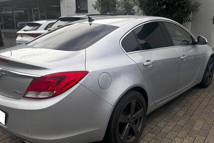 Opel Insignia 110.500 km 7.490 &euro; Zell (Mosel) 56856