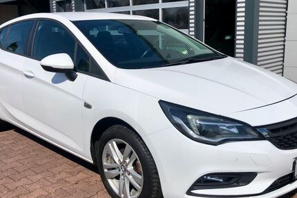Opel Astra 91.096 km 7.199 &euro; Halle/Saale 06118
