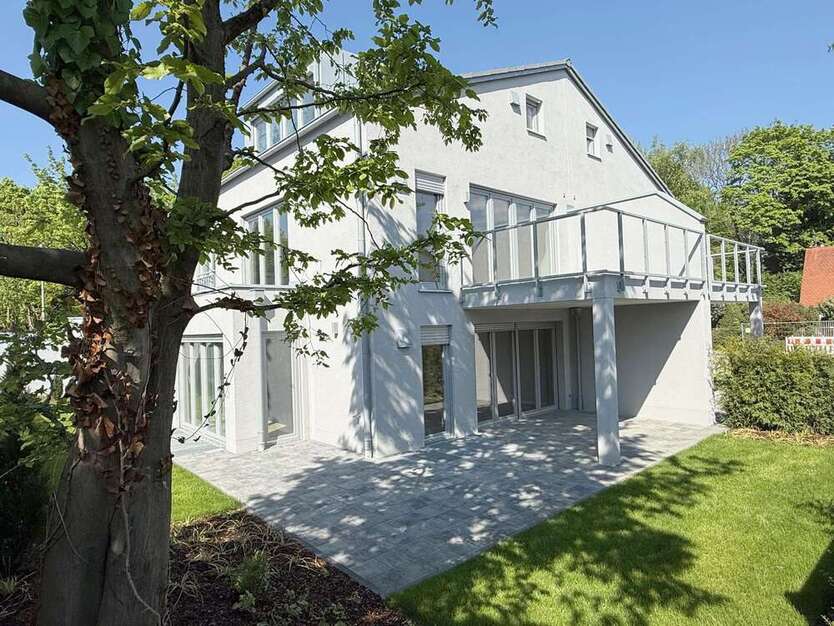 Wohnung zum Mieten in München 2.390 € 97 m²