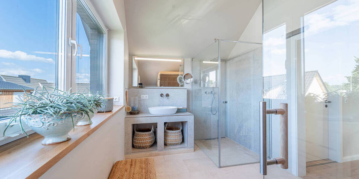 Mehrfamilienhaus, Wohnhaus Lübeck / Travemünde Travemünde - 4 Zimmer, 131 m&sup2;, 699.000&euro; | Angebot:26869014