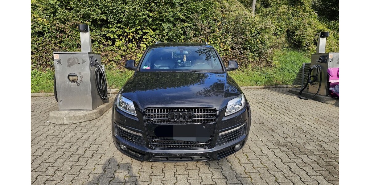 Audi Q7 262.000 km 14.500 € Heubach 73540