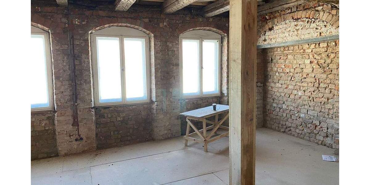 Historisches Wohnhaus mit Seele - modernes Wohnen in klassischem Ambiente I 3-Zi & Terrasse I Modern 3 zimmer