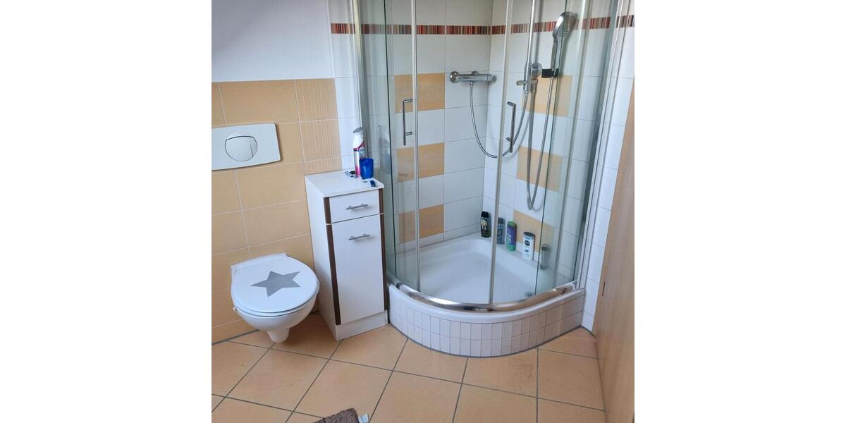 Etagenwohnung Erfurt Kühnhausen - 7 Zimmer, 130 m&sup2;, 1.600&euro; | Angebot:26396263