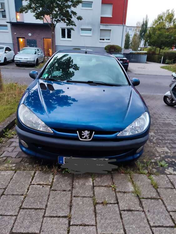 Peugeot 206 196.000 km 899 € Wiesbaden 65185