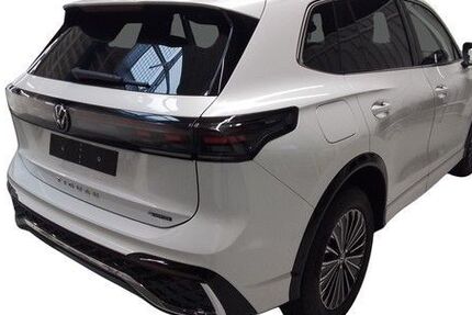 VW Tiguan 3.832 km 51.470 &euro; Neutraubling 93073