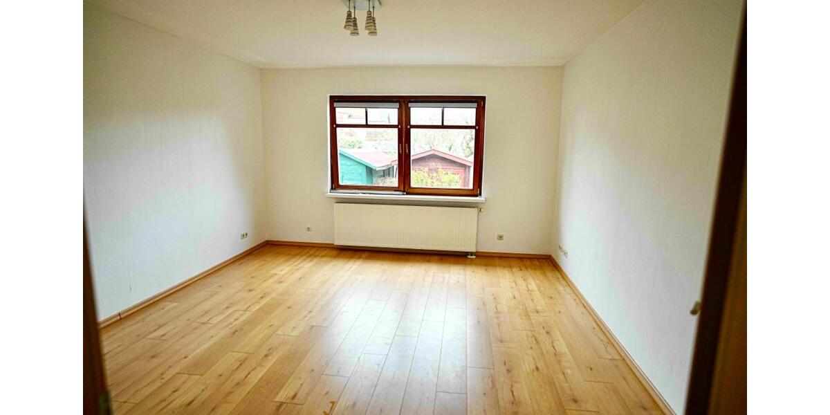 Reihenhaus Nortorf - 5 Zimmer, 105 m&sup2;, 1.100&euro; | Angebot:26299550