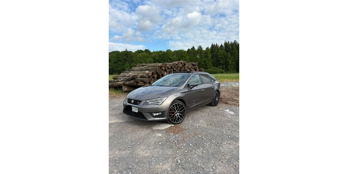 Seat Leon 199.500 km 8.350 &euro; Hövelhof 33161