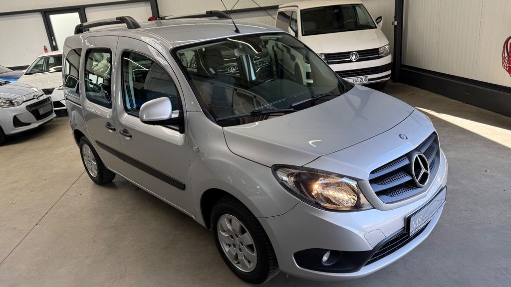 Mercedes-Benz Citan 131.300 km 9.985 &euro; Lübeck 23556