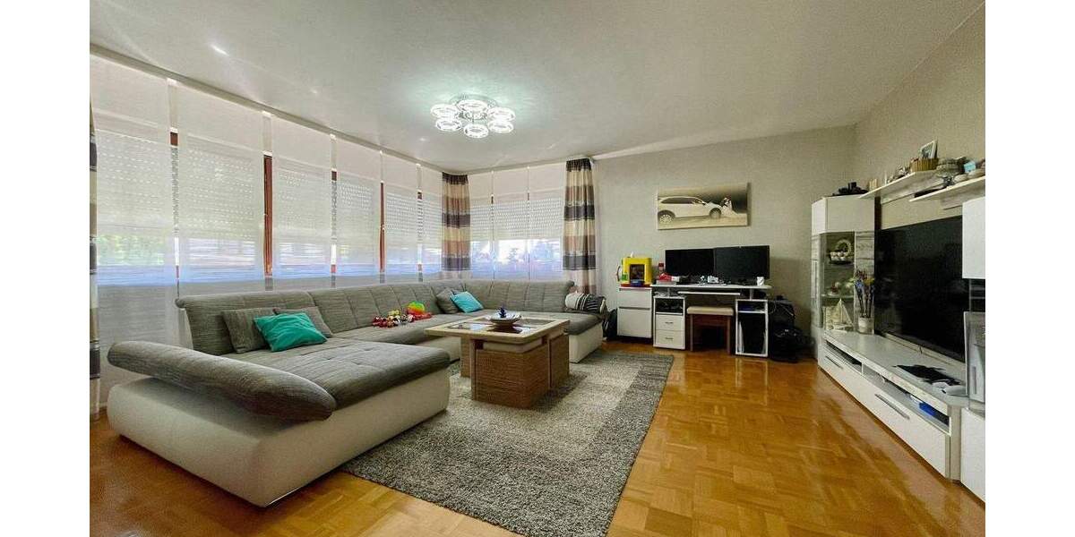 Gepflegtes Dreifamilienhaus in Welzheim zu verkaufen 9 zimmer