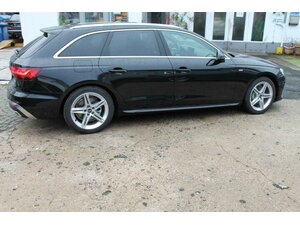 Audi A4 Avant TDi Quatt S-Line Navi AHK Standh Matrix 10.000 km 39.950 &euro; Bonn 53225