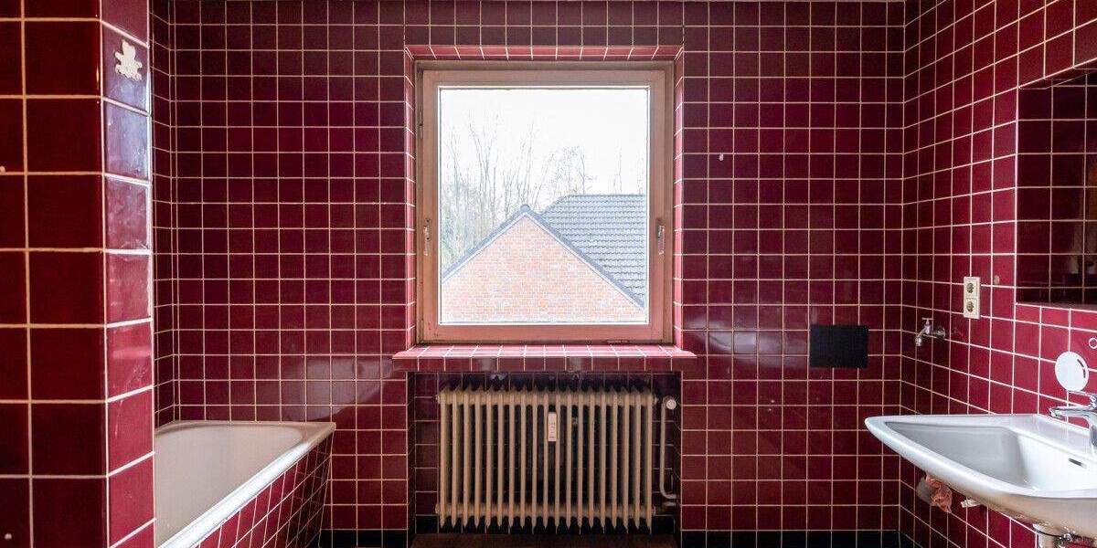 Mehrfamilienhaus, Wohnhaus Delmenhorst Iprump/Varrelgraben - 7 Zimmer, 286 m&sup2;, 333.000&euro; | Angebot:23960321