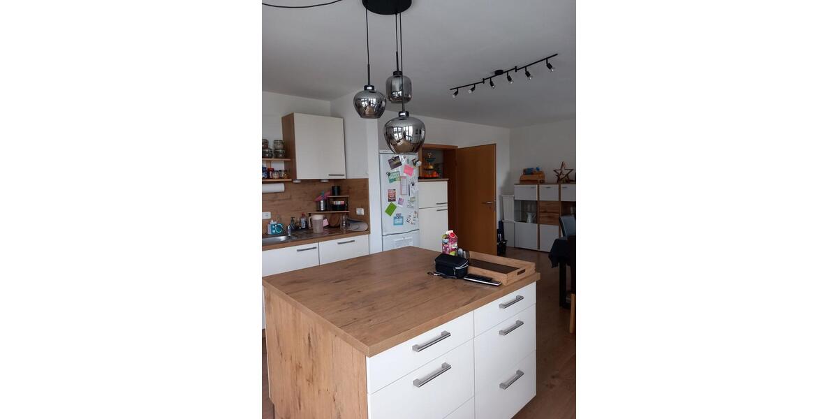 Etagenwohnung Kelheim - 6 Zimmer, 151 m&sup2;, 1.100&euro; | Angebot:25350077