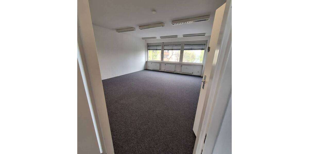 Gewerbeobjekt Frankfurt am Main Griesheim - 4 Zimmer, 125 m&sup2;, 1.150&euro; | Angebot:26686768