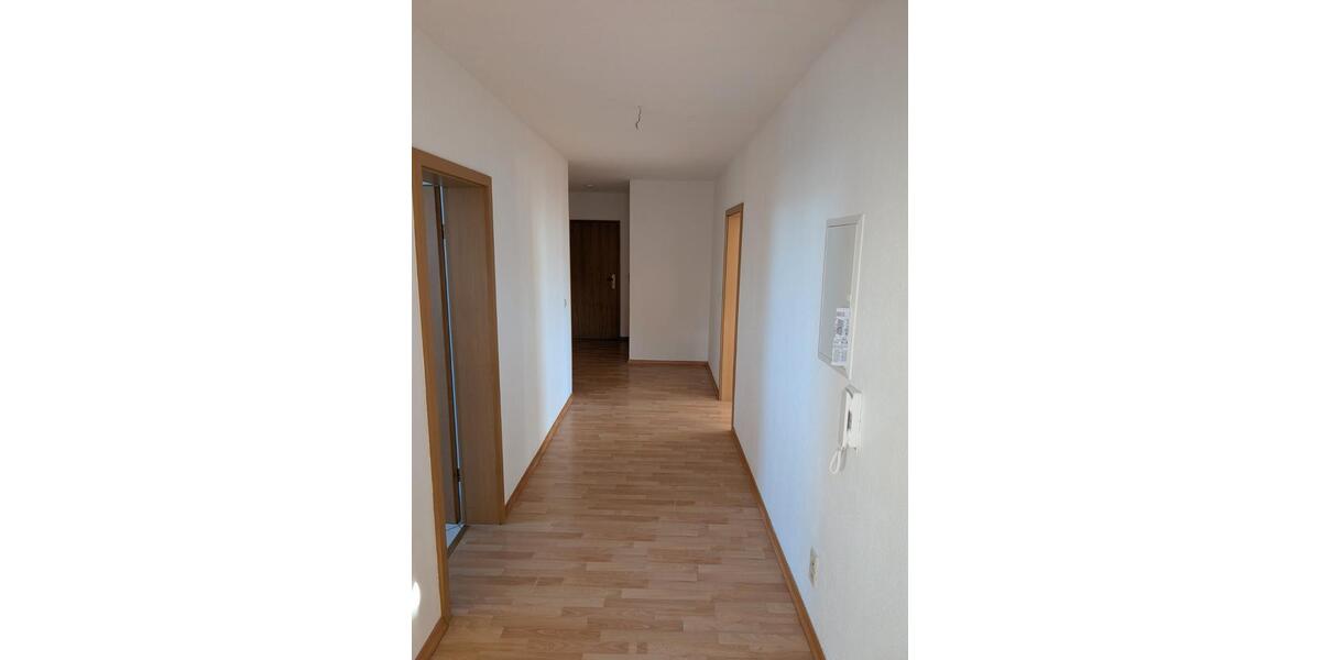 Dachgeschoßwohnung Chemnitz Kapellenberg - 3 Zimmer, 75 m&sup2;, 62.800&euro; | Angebot:26926346