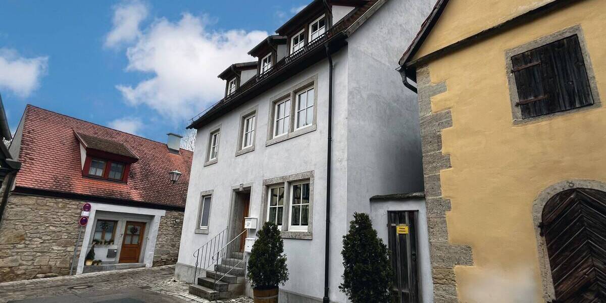 Mehrfamilienhaus, Wohnhaus Rothenburg - 7 Zimmer, 195 m&sup2;, 459.000&euro; | Angebot:25732869
