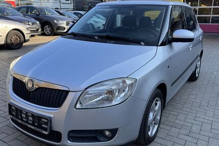 Skoda Fabia 167.100 km 2.450 &euro; Siegen 57074