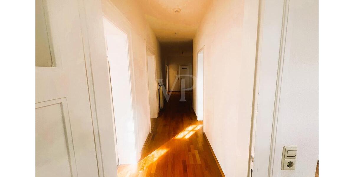 Etagenwohnung Baden-Baden Lichtental - 4 Zimmer, 118 m&sup2;, 1.239&euro; | Angebot:25589024