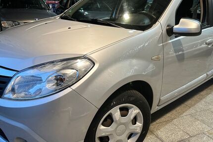 Dacia Sandero 160.500 km 2.490 &euro; Duisburg 47059