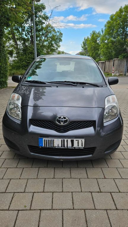 Yaris