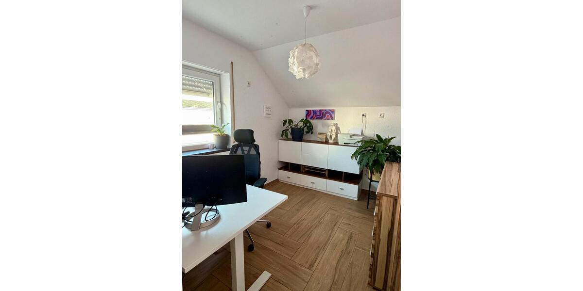 Doppelhaushälfte Butzbach - 6 Zimmer, 140 m&sup2;, 649.000&euro; | Angebot:25419628