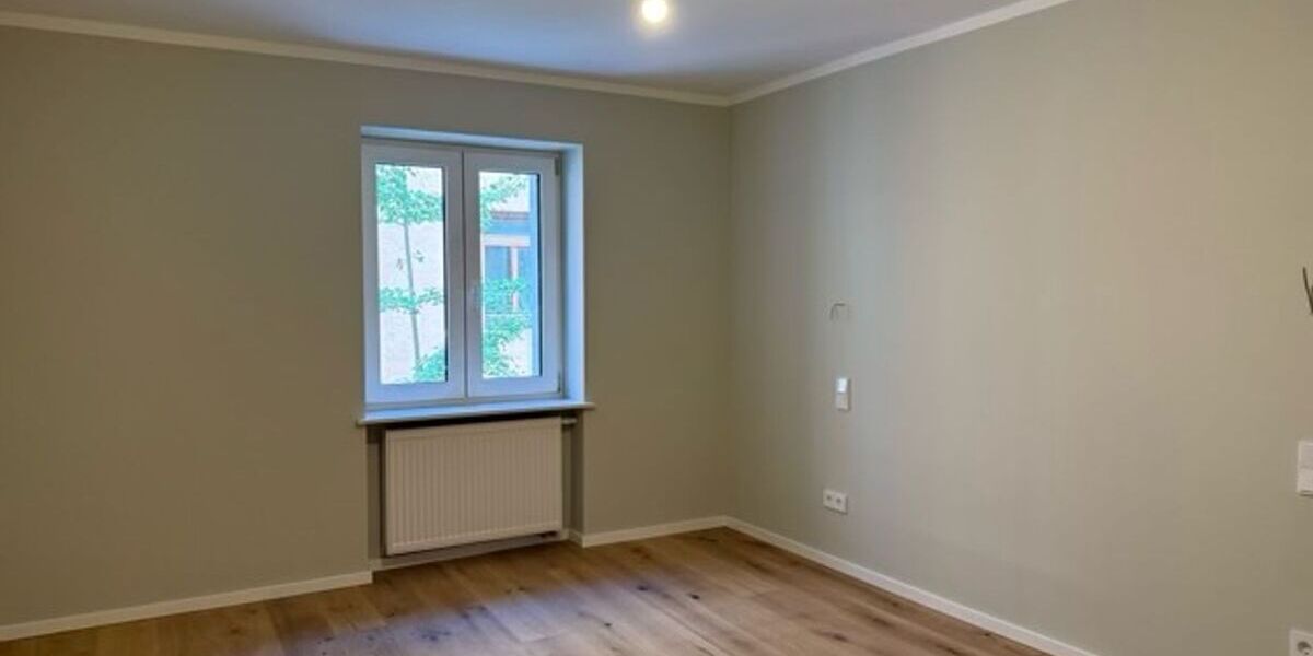 4-Zimmer-mit Einbauküche – Rückgebäude, WestendSchwanthalerhöhe - Etagenwohnung München Schwanthalerhöhe | Angebot:27299589