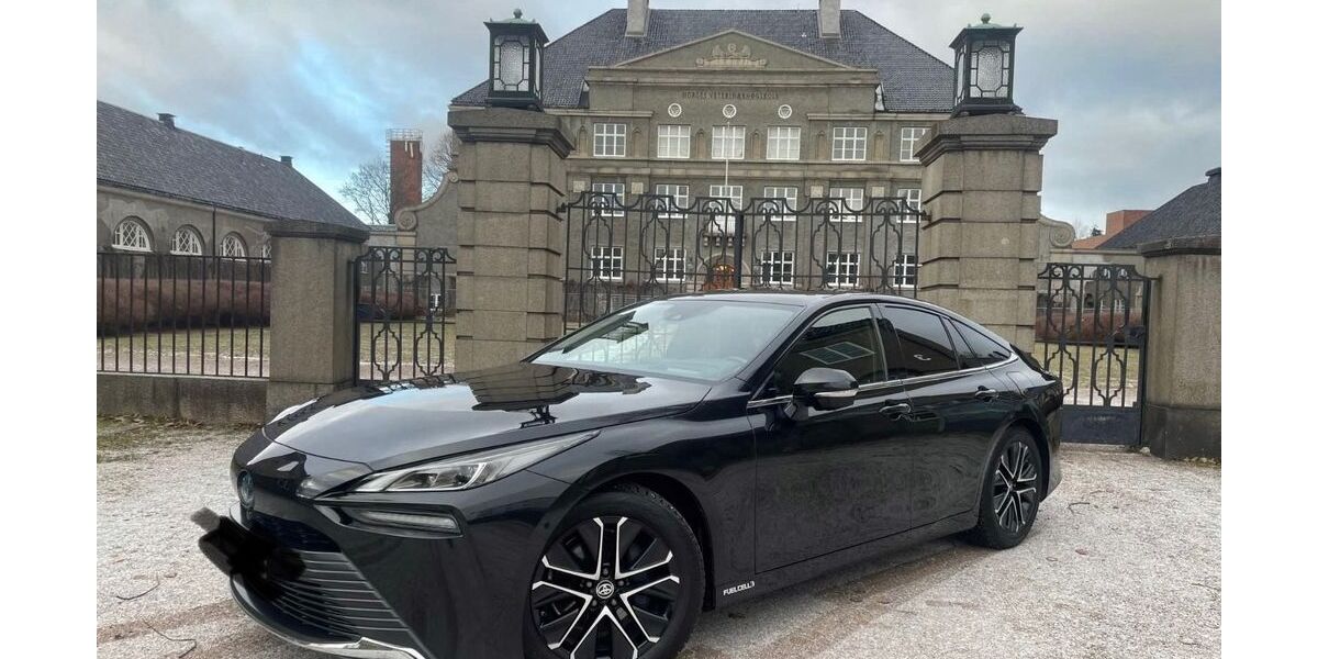 Toyota Mirai 63.000 km 22.999 &euro; Hamburg 22769