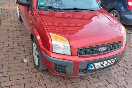 Ford Fusion 77.000 km 2.850 &euro; Reutlingen 72764