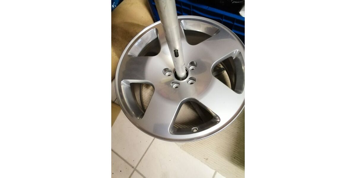 Audi TT 143.000 km 9.500 &euro; Fell 54341