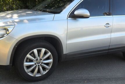 VW Tiguan 191.000 km 6.999 &euro; Uetze OT Dollbergen 31311