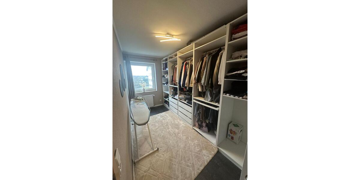 Etagenwohnung Korbach - 4 Zimmer, 91 m&sup2;, 220.000&euro; | Angebot:25718457