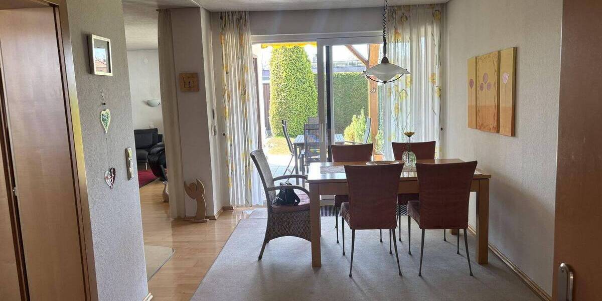 Bungalow Königsbrunn - 7 Zimmer, 194 m&sup2;, 765.000&euro; | Angebot:26488305