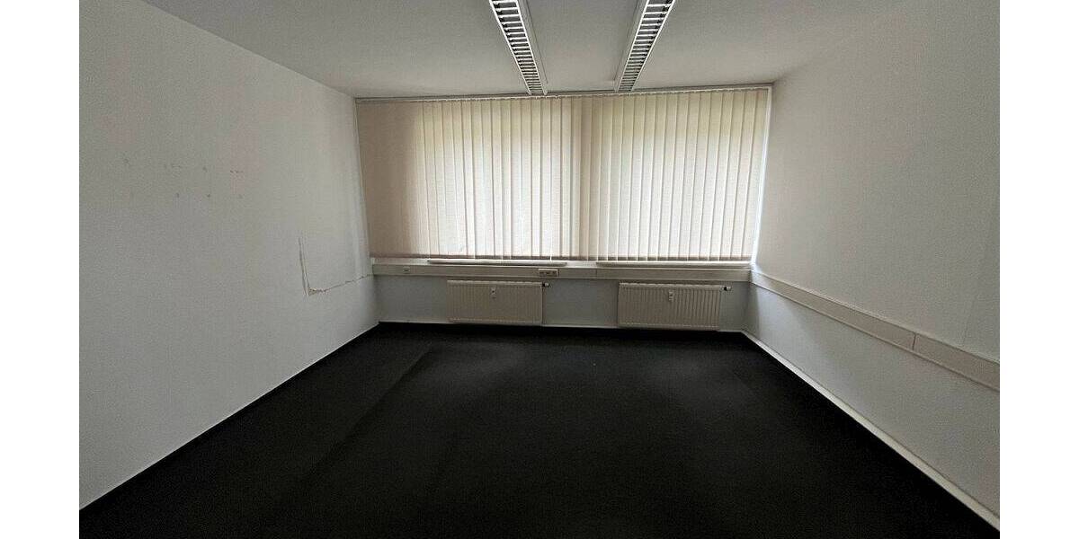 Gewerbeobjekt Zwickau Weißenborn - 1 Zimmer, 300 m&sup2;, 535.000&euro; | Angebot:25682248