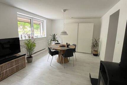 Moderne DHH mit EBK und Stellplatz
