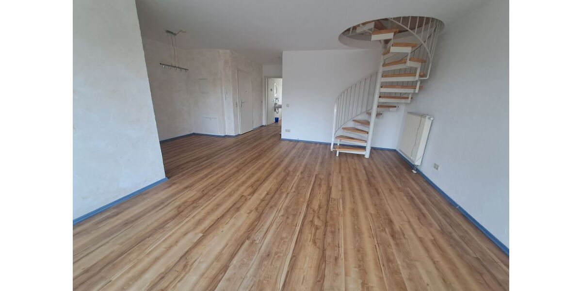 Provisionsfrei* Freie 3-Zimmer-Maisonette-Wohnung in Nauheim mit großem Balkon und Stellplatz!Sowohl zum sofortigen Bezug als auch zur Kapitalanlage geeignet! - Maisonettenwohnung Nauheim | Angebot:25398984
