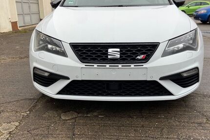 Seat Leon 122.000 km 14.990 &euro; Dessau-Roßlau 06847