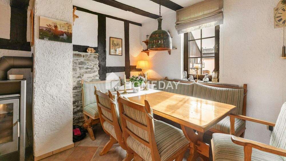 Einfamilienhaus Bad Camberg-Dombach Dombach - 5 Zimmer, 160 m&sup2;, 389.900&euro; | Angebot:25775234