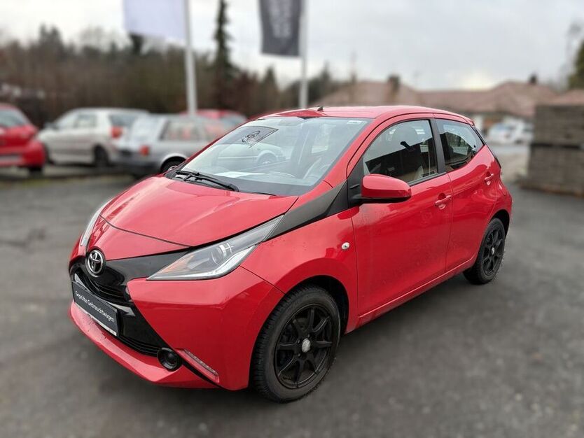 Aygo (X)