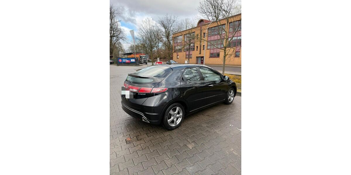 Honda Civic 126.000 km 6.100 &euro; Berlin 13439