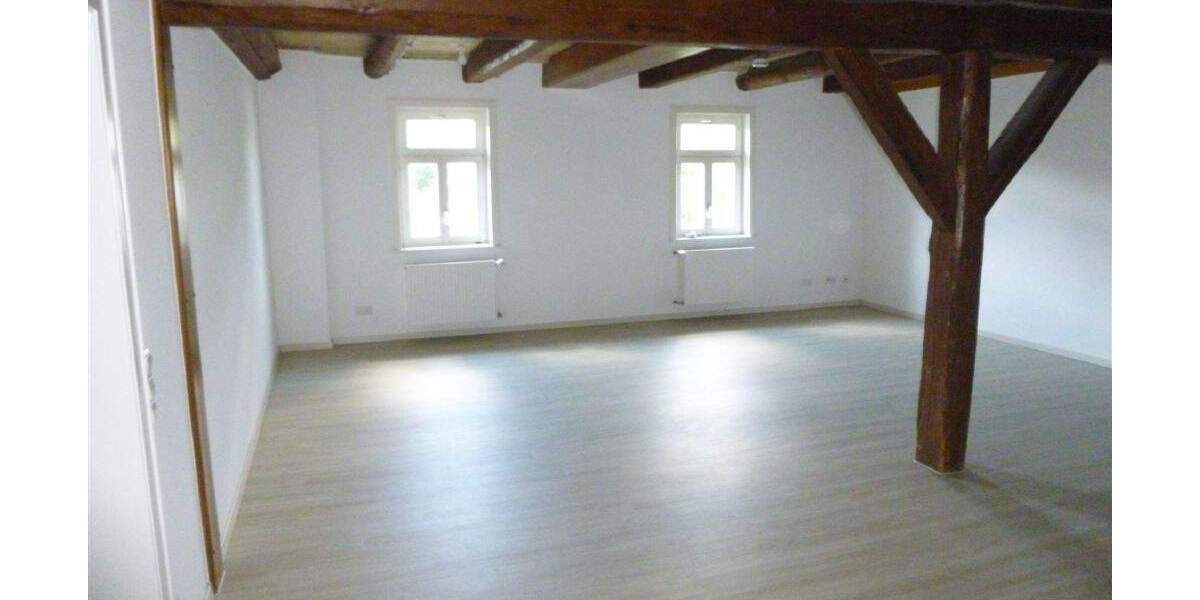 Zimmer Weikersheim - 3 Zimmer, 110 m&sup2;, 660&euro; | Angebot:25728530