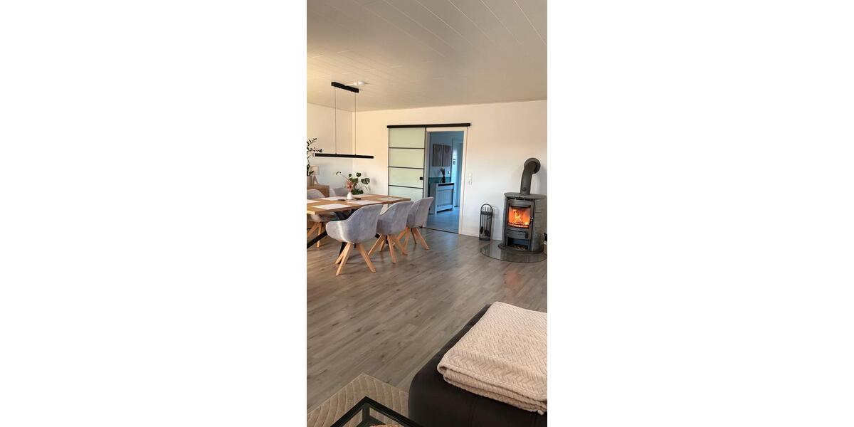 Einfamilienhaus Großenwiehe - 6 Zimmer, 183 m&sup2;, 465.000&euro; | Angebot:27108811