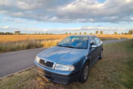Skoda Octavia 209.800 km 2.400 &euro; Bad Bodenteich 29389