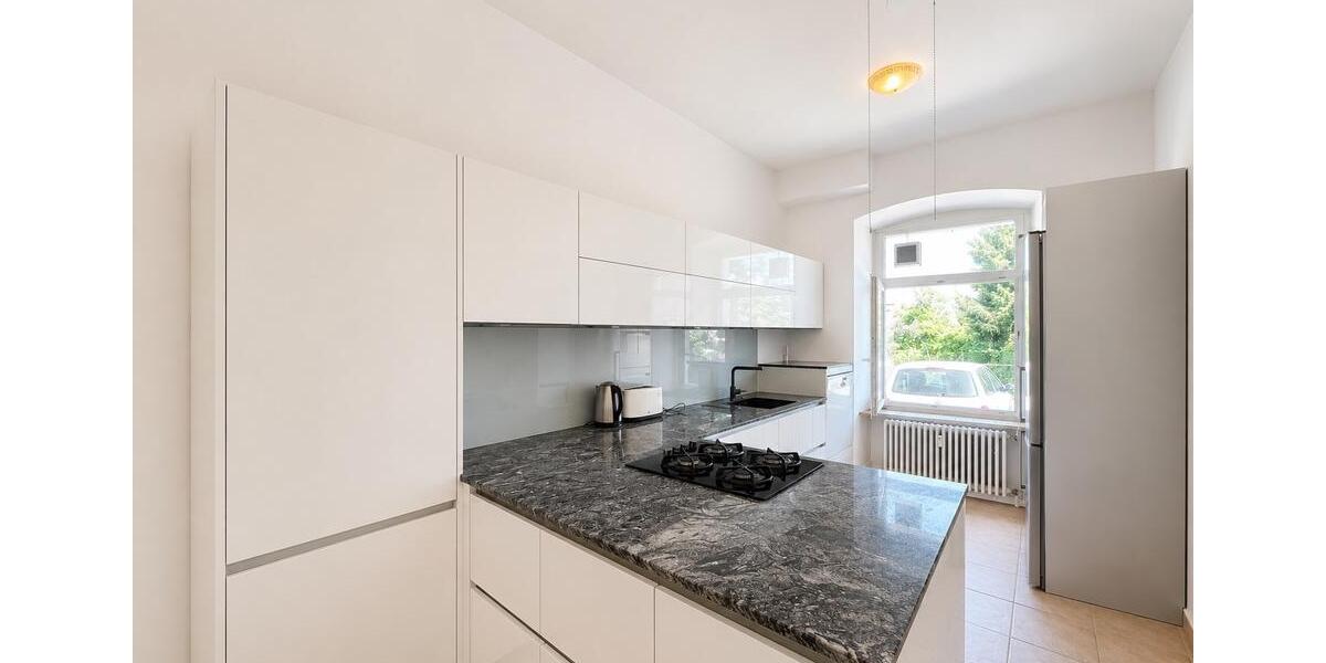 Erdgeschoßwohnung Badenweiler - 5 Zimmer, 181 m&sup2;, 468.000&euro; | Angebot:27007608