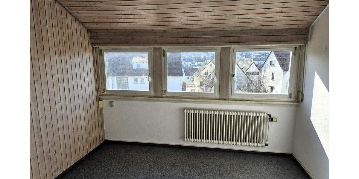 Doppelhaushälfte Stuttgart Weilimdorf - 7 Zimmer, 167 m&sup2;, 649.000&euro; | Angebot:25905875