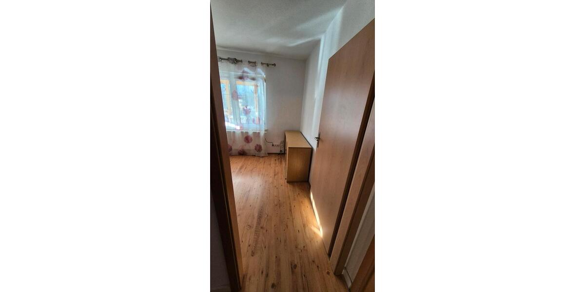 Einfamilienhaus Berlin Treptow-Köpenick - 3 Zimmer, 120 m&sup2;, 1.600&euro; | Angebot:26404779