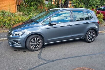 VW Golf Sportsvan